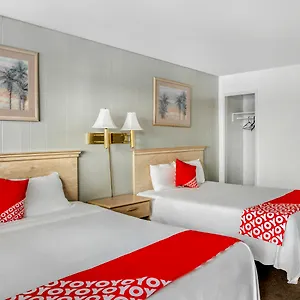 Oyo Gateway Vegas North Strip/fremont St. Area Hotel
